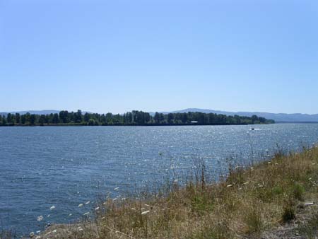 columbia river